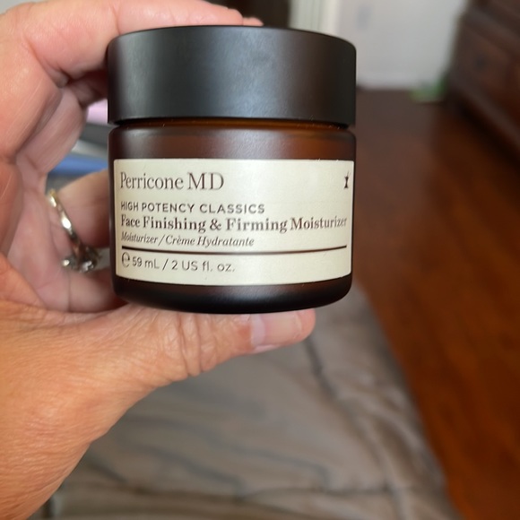 Brand new Perricone MD High Potency classic face finishing firming moisturizer - Picture 2 of 5